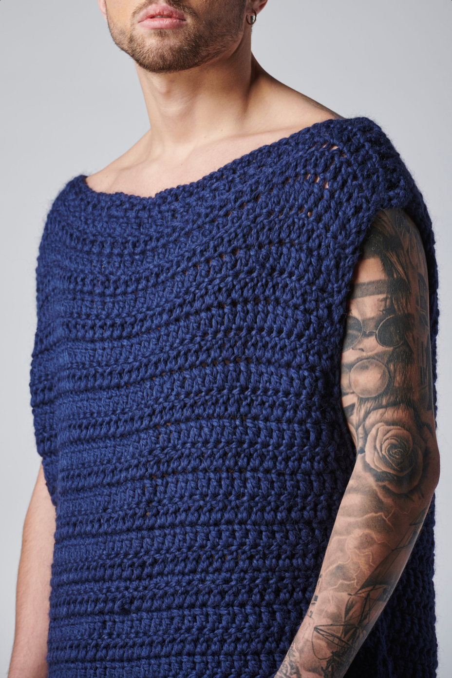 TIISHATSU hand knitted t-shirt