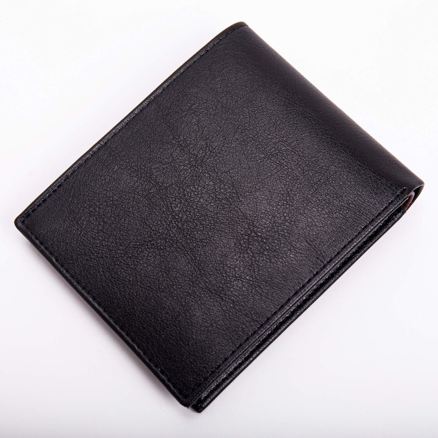 Moscow Black vegan trifold wallet